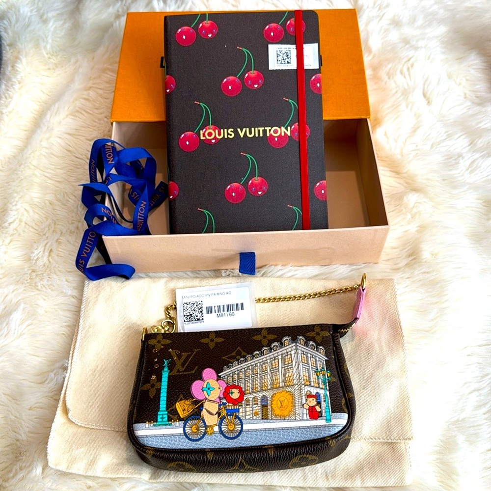NWT 🍒 Louis Vuitton Cherry Notebook Holiday Limited Edition Mini Pochette agenda
